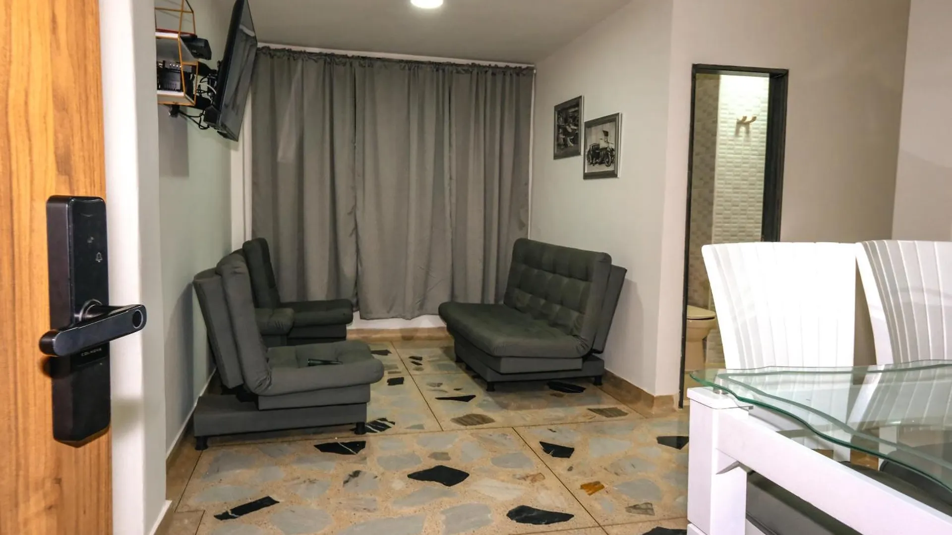 Apartment Apartamento Rosales Medellin