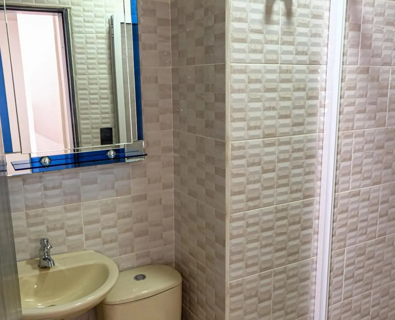 Apartamento Rosales Medellin 0*,
